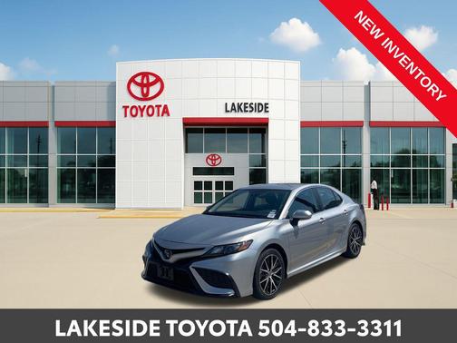 2023 Toyota Camry SE