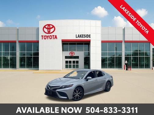2023 Toyota Camry SE