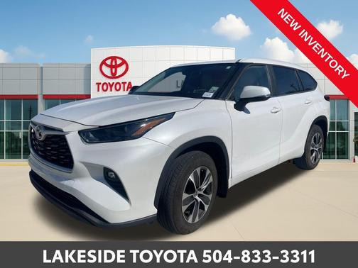 2023 Toyota Highlander XLE