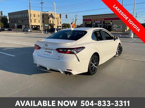 2023 Toyota Camry SE