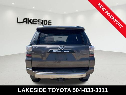 Magnetic Gray Metallic 2016 Toyota 4Runner Trail