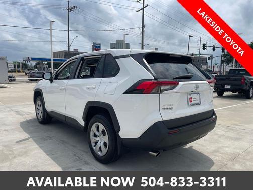 Ice Cap 2023 Toyota RAV4 LE