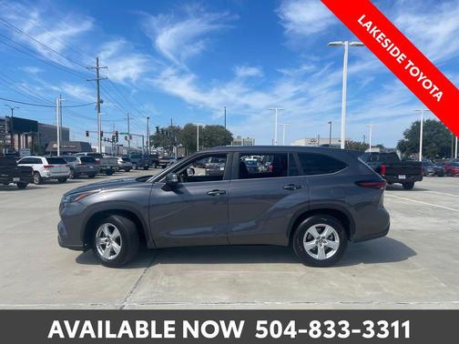 2024 Toyota Highlander LE