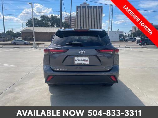 2024 Toyota Highlander LE