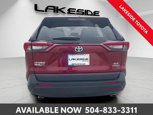 2022 Toyota RAV4 Hybrid XLE