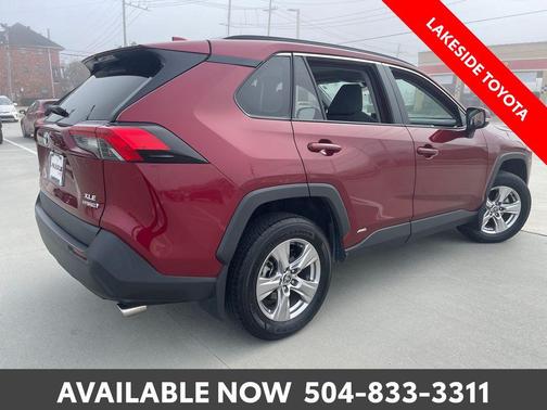 2022 Toyota RAV4 Hybrid XLE