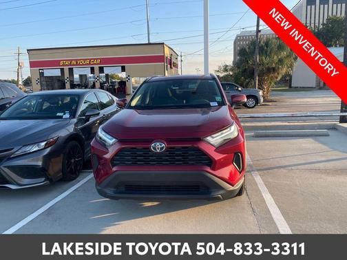 2022 Toyota RAV4 Hybrid XLE