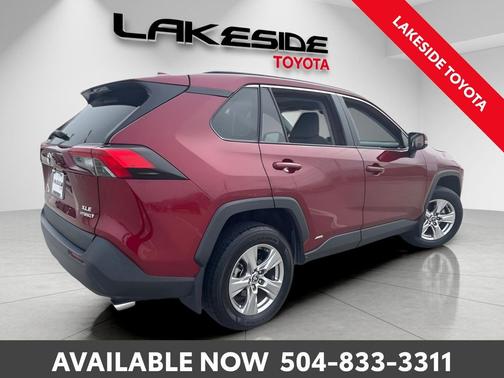 2022 Toyota RAV4 Hybrid XLE