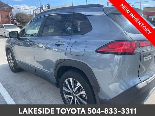 2025 Toyota Corolla Cross XLE