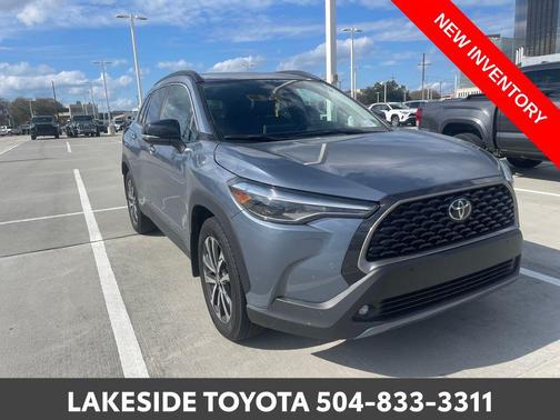 2025 Toyota Corolla Cross XLE