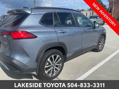 2025 Toyota Corolla Cross XLE