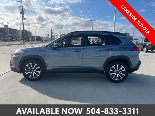 2025 Toyota Corolla Cross XLE