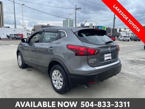 Gun Metallic 2018 Nissan Rogue Sport S
