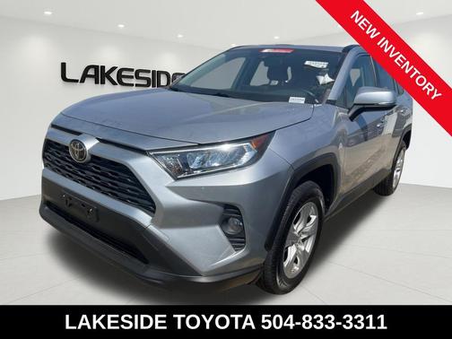 Silver Sky Metallic 2019 Toyota RAV4 XLE