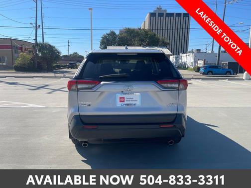 2023 Toyota RAV4 LE