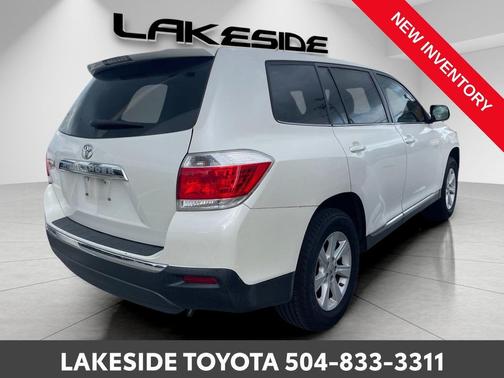 2013 Toyota Highlander SE