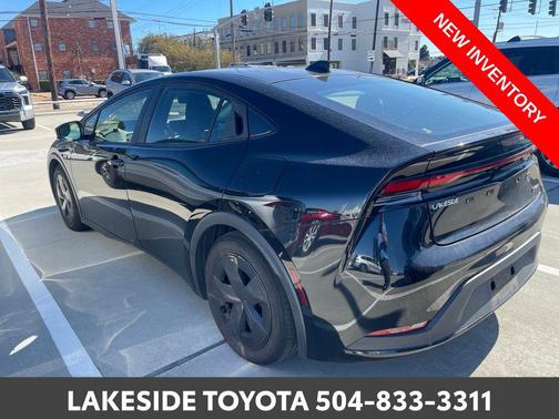 2023 Toyota Prius LE