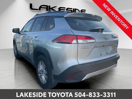 2024 Toyota Corolla Cross LE