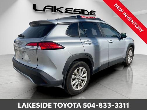 2024 Toyota Corolla Cross LE