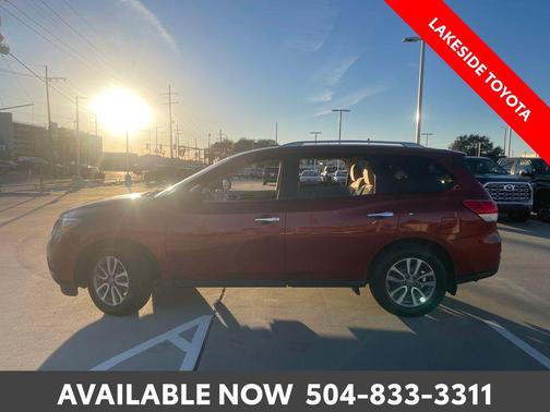 2015 Nissan Pathfinder S