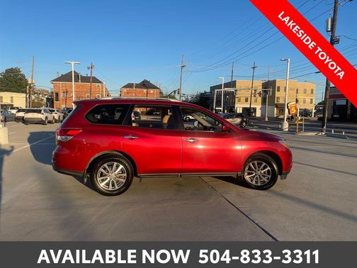 2015 Nissan Pathfinder S