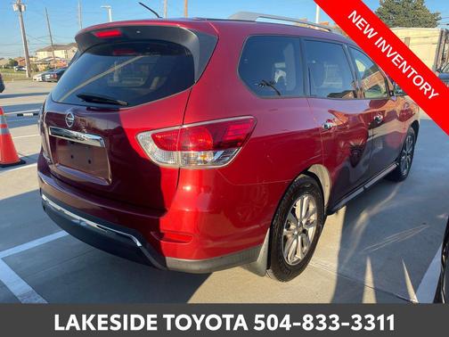 2015 Nissan Pathfinder S