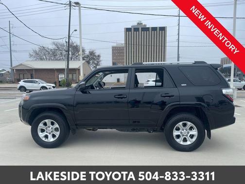 2024 Toyota 4Runner SR5