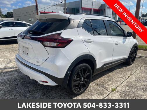 2023 Nissan Kicks SR