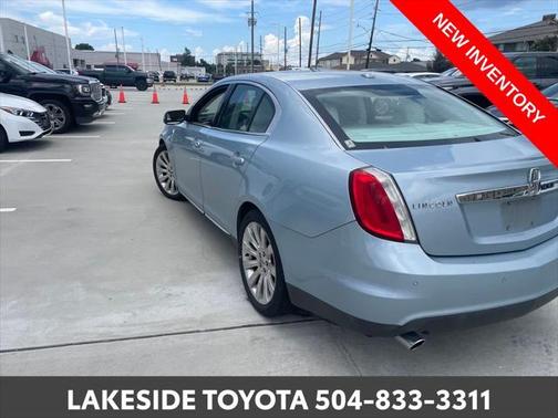 2009 Lincoln MKS Base