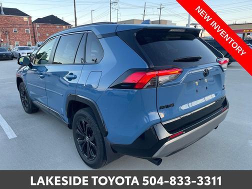 2024 Toyota RAV4 Hybrid SE