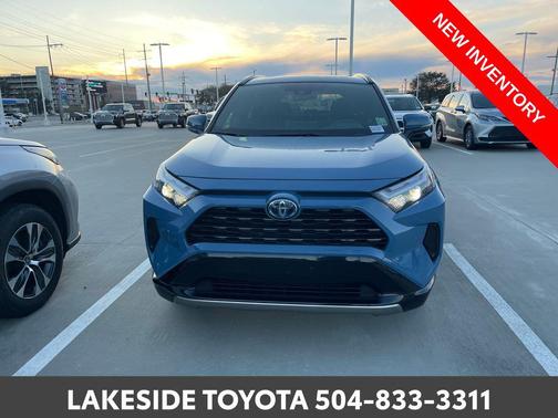 2024 Toyota RAV4 Hybrid SE