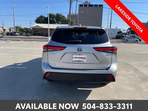 2021 Toyota Highlander Hybrid LE