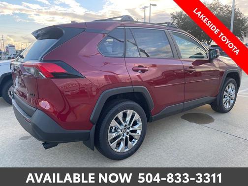 2025 Toyota RAV4 XLE Premium