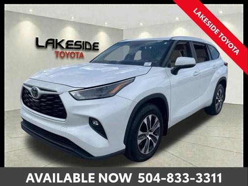 Wind Chill Pearl 2023 Toyota Highlander XLE