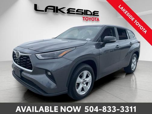 Magnetic Gray Metallic 2025 Toyota Highlander LE