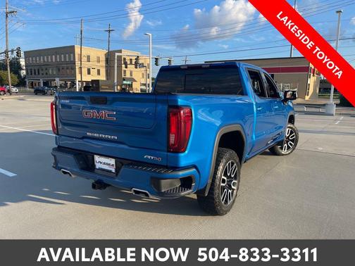 2023 GMC Sierra 1500 AT4