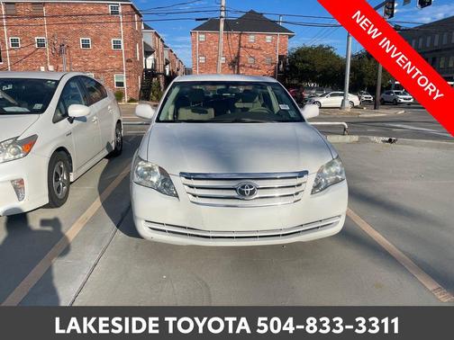 2005 Toyota Avalon XL