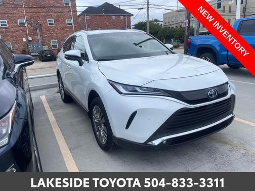 2024 Toyota Venza XLE