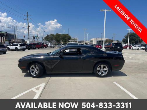 2021 Dodge Challenger SXT