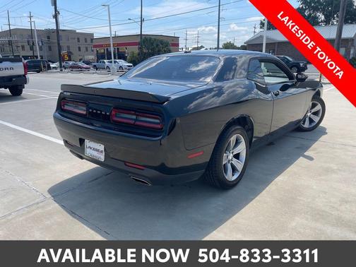 2021 Dodge Challenger SXT