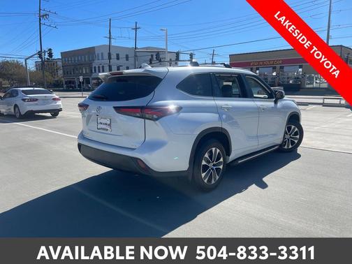 2024 Toyota Highlander XLE