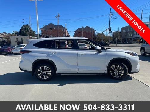 2024 Toyota Highlander XLE