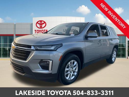 2023 Chevrolet Traverse LS