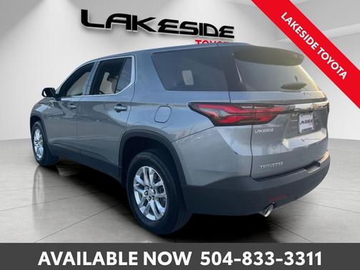 2023 Chevrolet Traverse LS