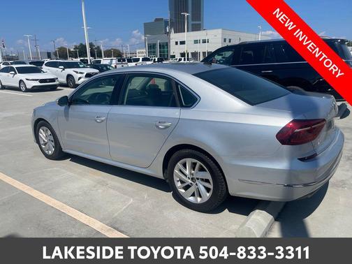 2018 Volkswagen Passat 2.0T SE