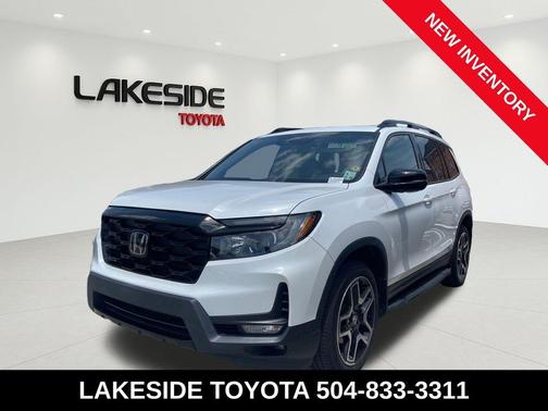 Platinum White Pearl 2022 Honda Passport AWD Elite