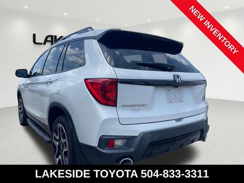 Platinum White Pearl 2022 Honda Passport AWD Elite