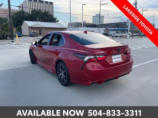 2021 Toyota Camry SE