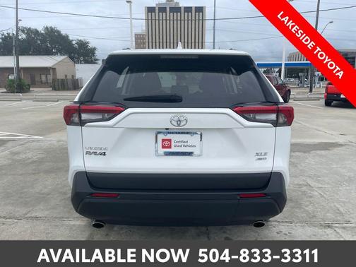 Ice 2024 Toyota RAV4 XLE