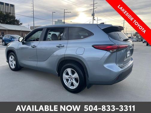 2023 Toyota Highlander LE